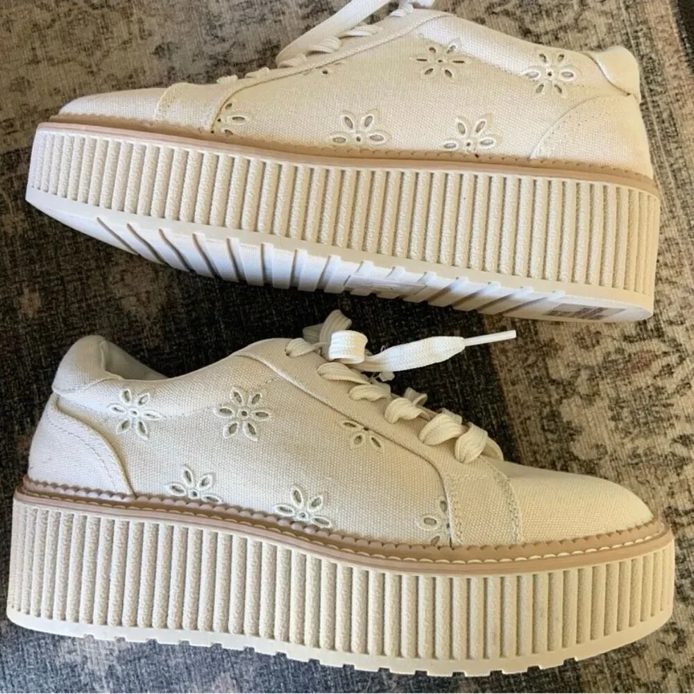 NWT DV Dolce Vita 9 Brin Canvas Eyelet Chunky Platform Lace Up Sneakers Shoes